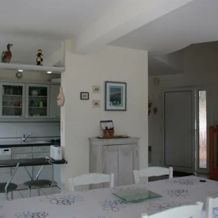 Maison La Tranche-sur-mer, 5 Pieces, 8 Personnes - Fr-1-22-272