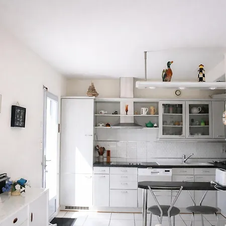 Proche Avec Jardin, Terrasse Et Wifi - - Fr-1-22-272 Casa de Férias *